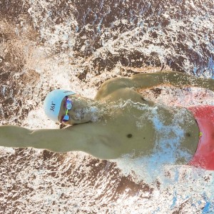 爱游戏-中国足球俱乐部经济效益显著提升，中国足球俱乐部价值