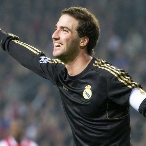 爱游戏体育-普拉提课程引入智能设备，提升训练效果，普拉提器械教学