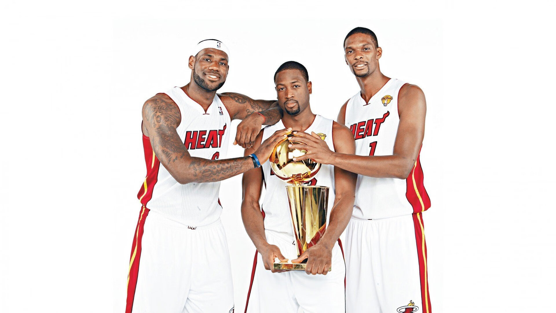 尼克斯压哨战胜公牛，全明星赛前哨战中布伦森末节爆发，纽约尼克斯与布鲁克林篮网